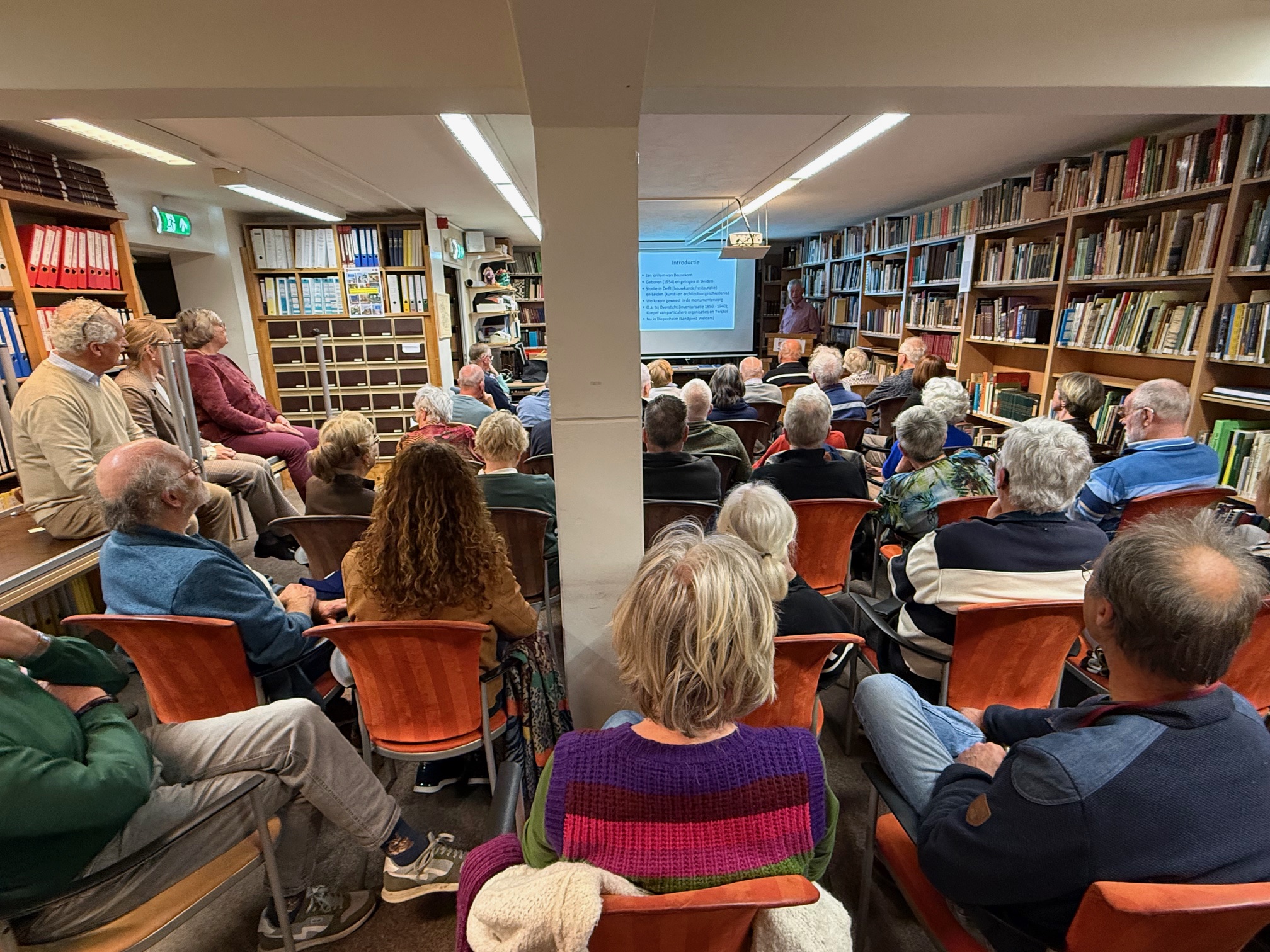 HHK: Terugblik op kelderlezing ''Fabrikantenwoningen'' 18-03-26